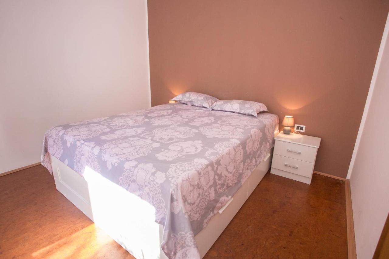 Ema-Dany Apartamento Poreč Exterior foto