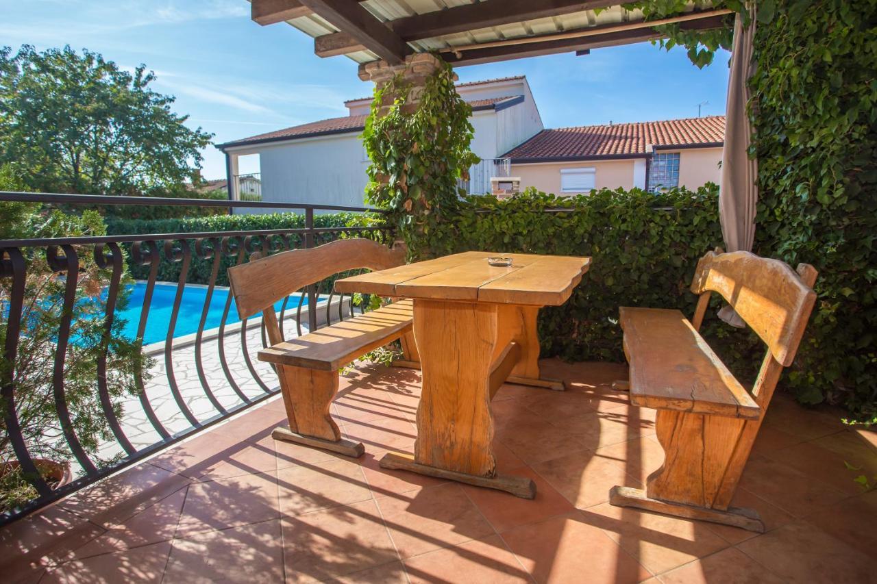 Ema-Dany Apartamento Poreč Exterior foto