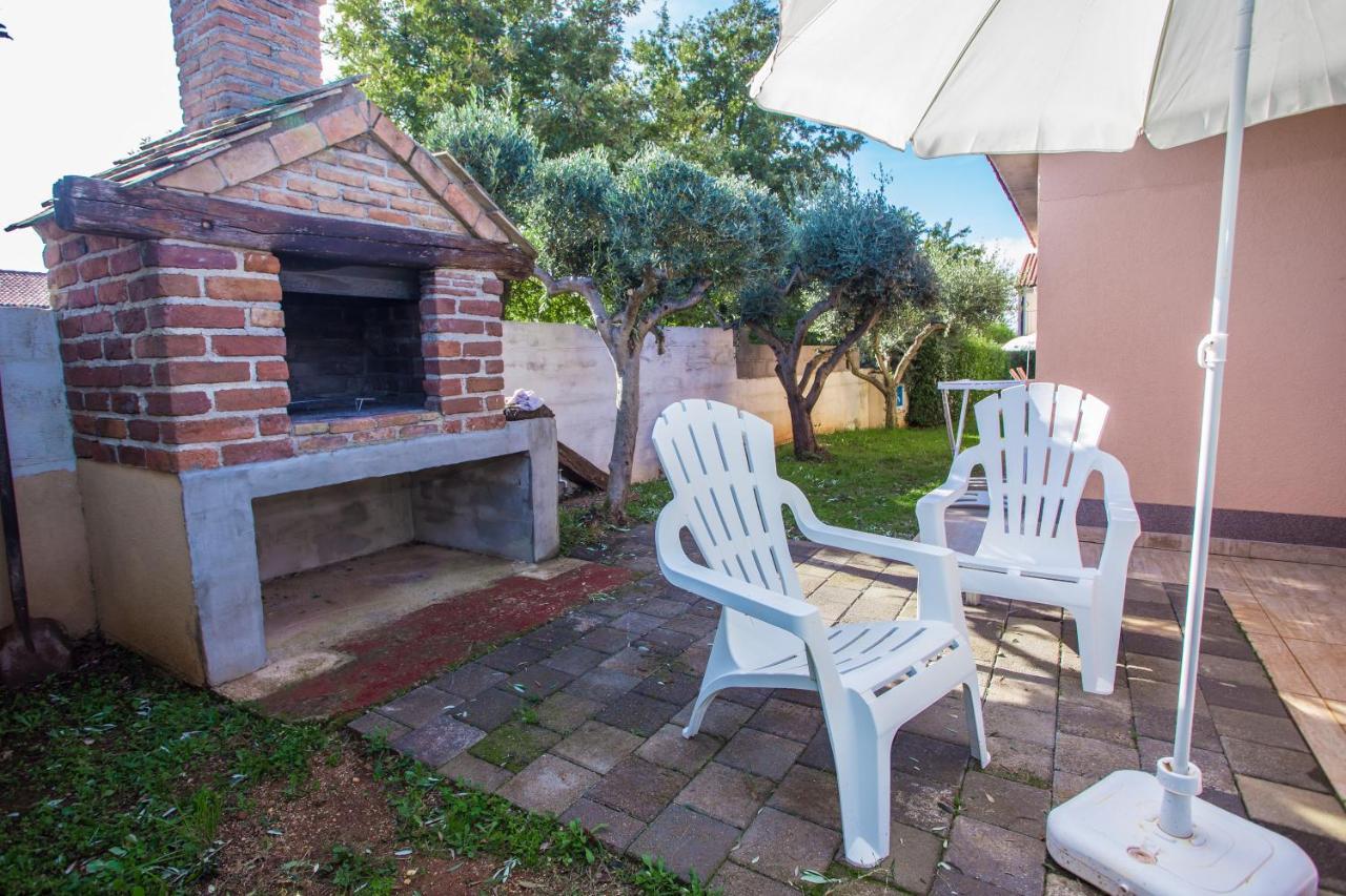 Ema-Dany Apartamento Poreč Exterior foto