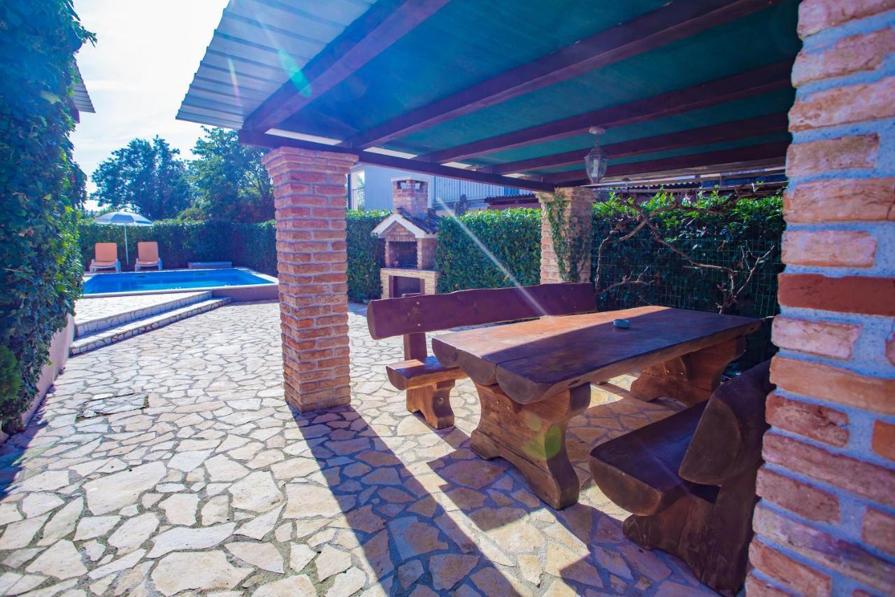 Ema-Dany Apartamento Poreč Exterior foto